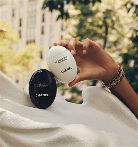 chanel precision handcreme|chanel hand lotion.